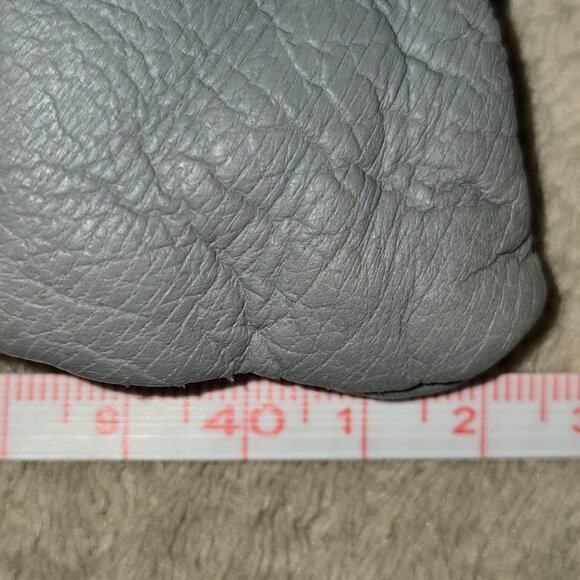 Vintage artisanal patchwork leather drawstring bag, made in Italy - Picture 5 of 9